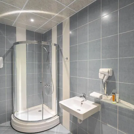 Отель Adeo Sport &