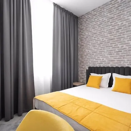 Adeo Sport & 3* Ruse