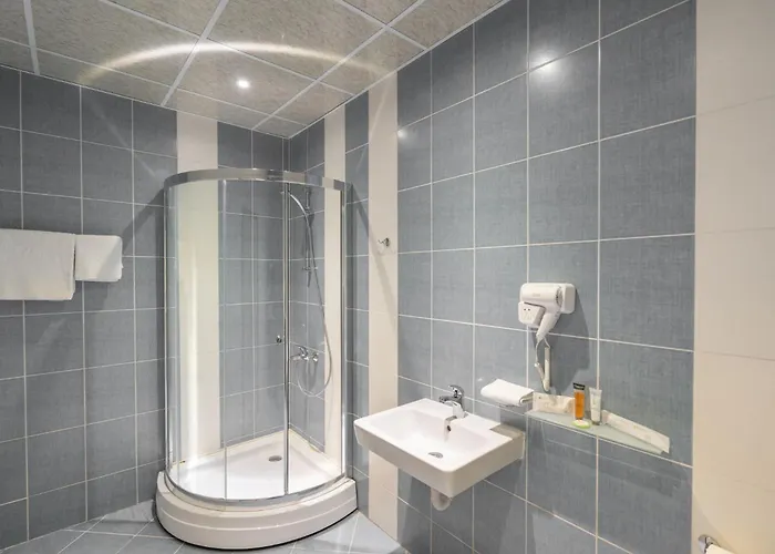 Хотел Adeo Sport &